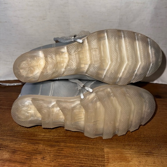 Disney X Sorel Women's Joan Of Arctic Frozen 2 Boots - Picture 3 of 4